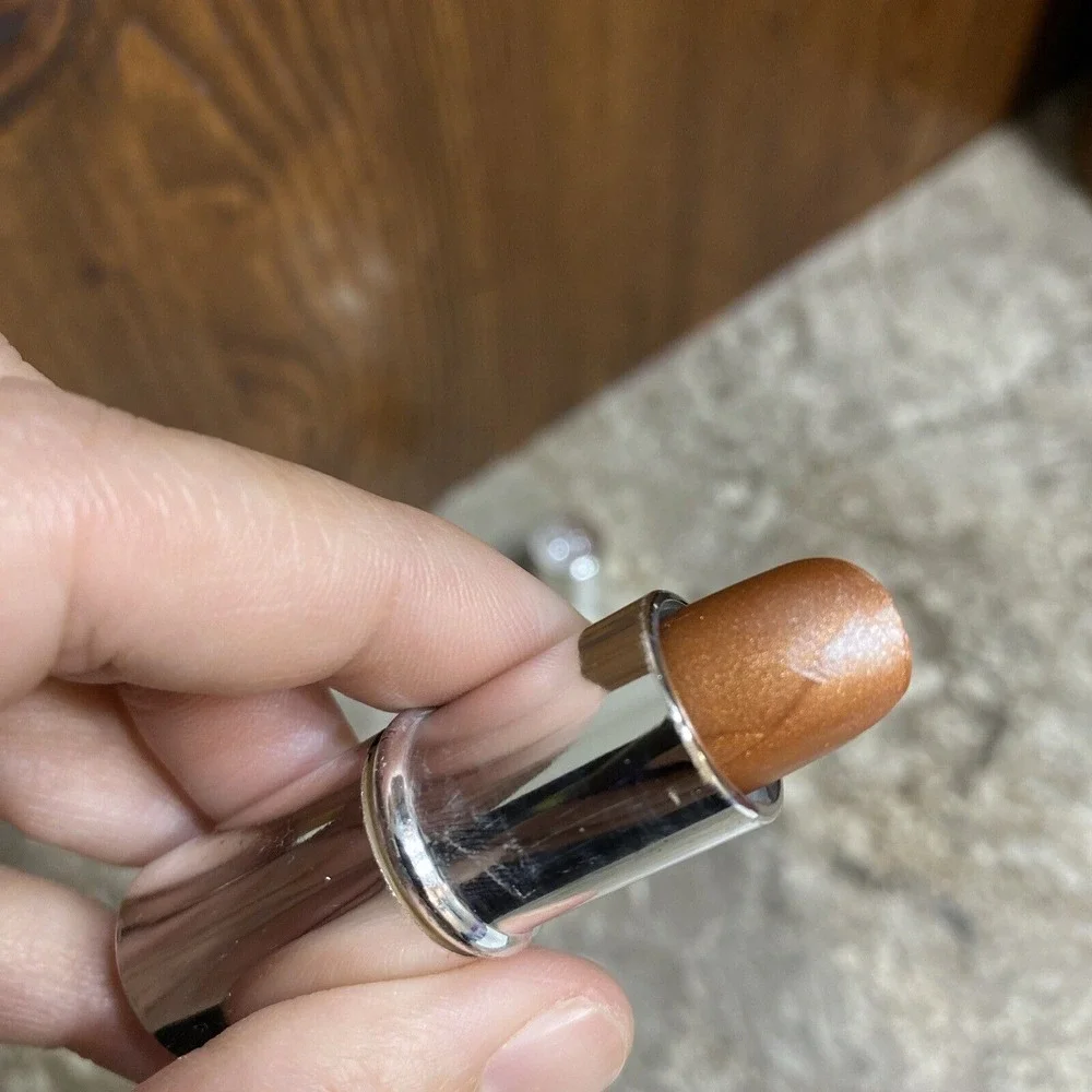 Le Club Des‎ Créateurs De Beaute Agnes B. Lipstick Caramel Candy